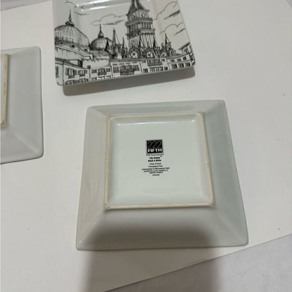 PLATES-BLACK WHITE CITY SCENE-SQUARE-1 LARGE 3 SMALL-222 FIFTH-MATCHING SET - Picture 6 of 8